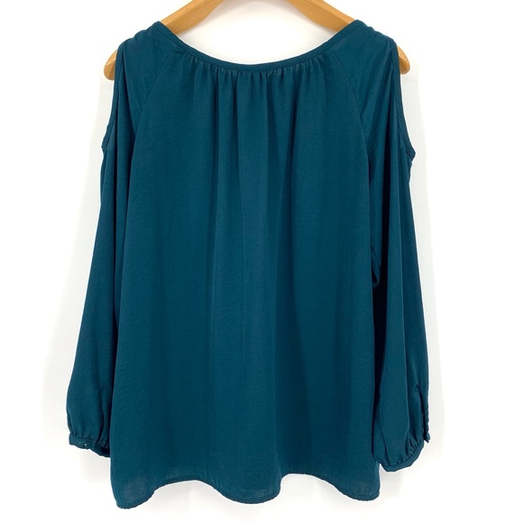 Cabi Fetching Blouse # 3504, Spruce Green Cold Shoulder Long Sleeve Top, Medium - Picture 13 of 16